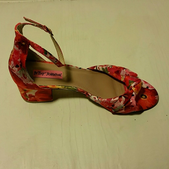 betsey johnson floral shoes